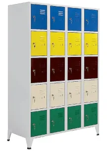 Comprar casilleros metálicos de 20 puertas para guardar enseres personales, comida y libros.